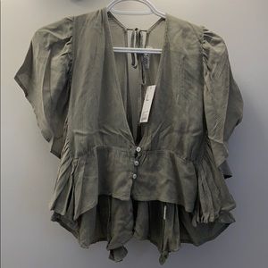 Flowy buttoned crop top